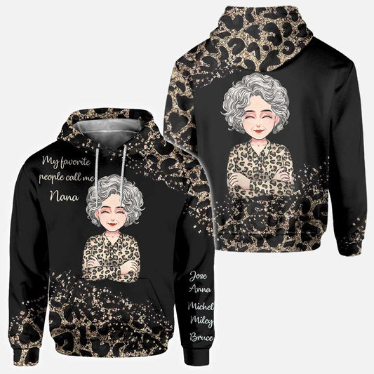 Meine Lieblingsmenschen – Personalisiertes Muttertags-T-Shirt und Hoodie mit dem Aufdruck „Oma“.