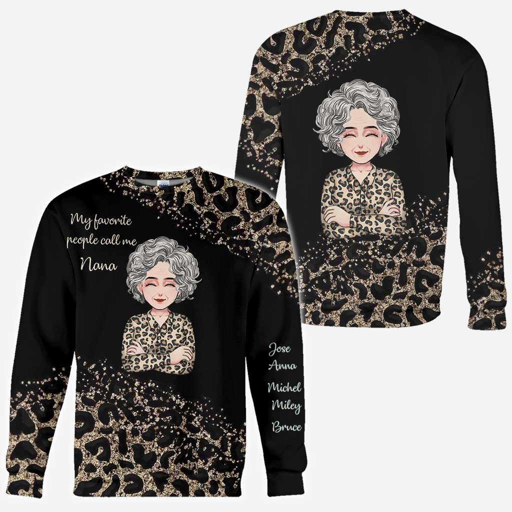 Meine Lieblingsmenschen – Personalisiertes Muttertags-T-Shirt und Hoodie mit dem Aufdruck „Oma“.