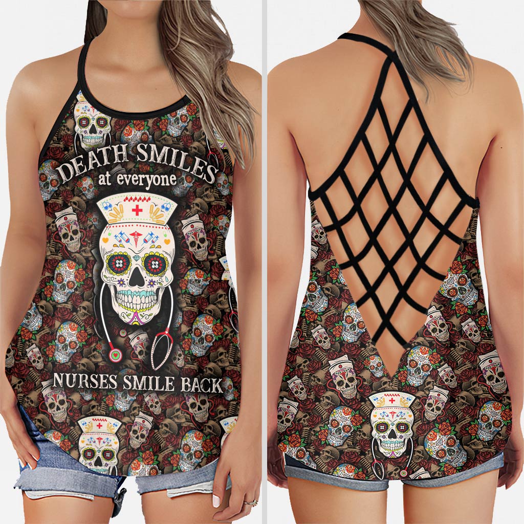 Tanktop mit Krankenschwesternlächeln