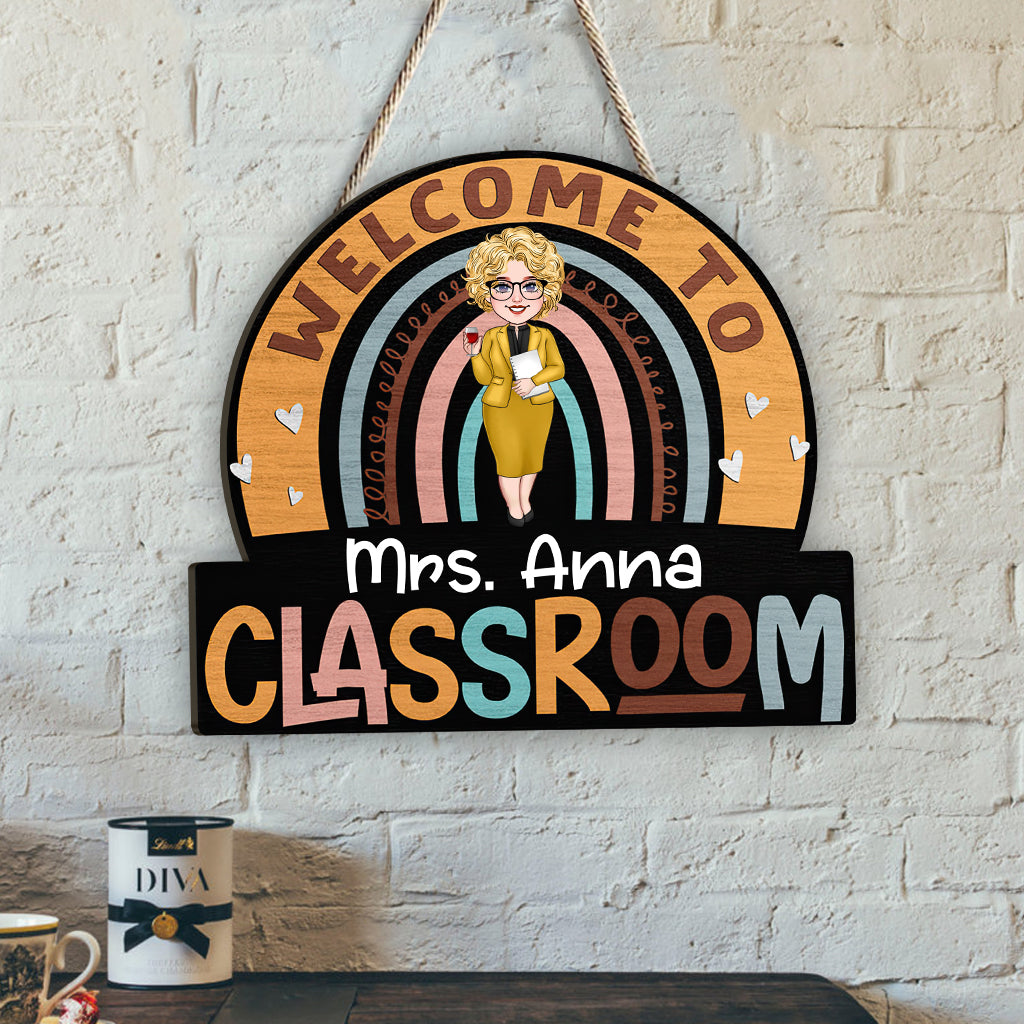 Willkommen im Klassenzimmer – personalisiertes Lehrerschild aus Holz