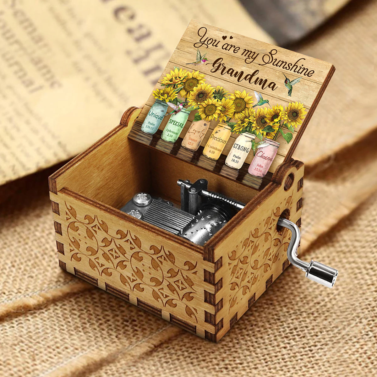 Du bist mein Sonnenschein – Geschenk für Mama, Oma, Enkelin, Freundin, Schwester – Personalisierte Spieluhr mit Handkurbel