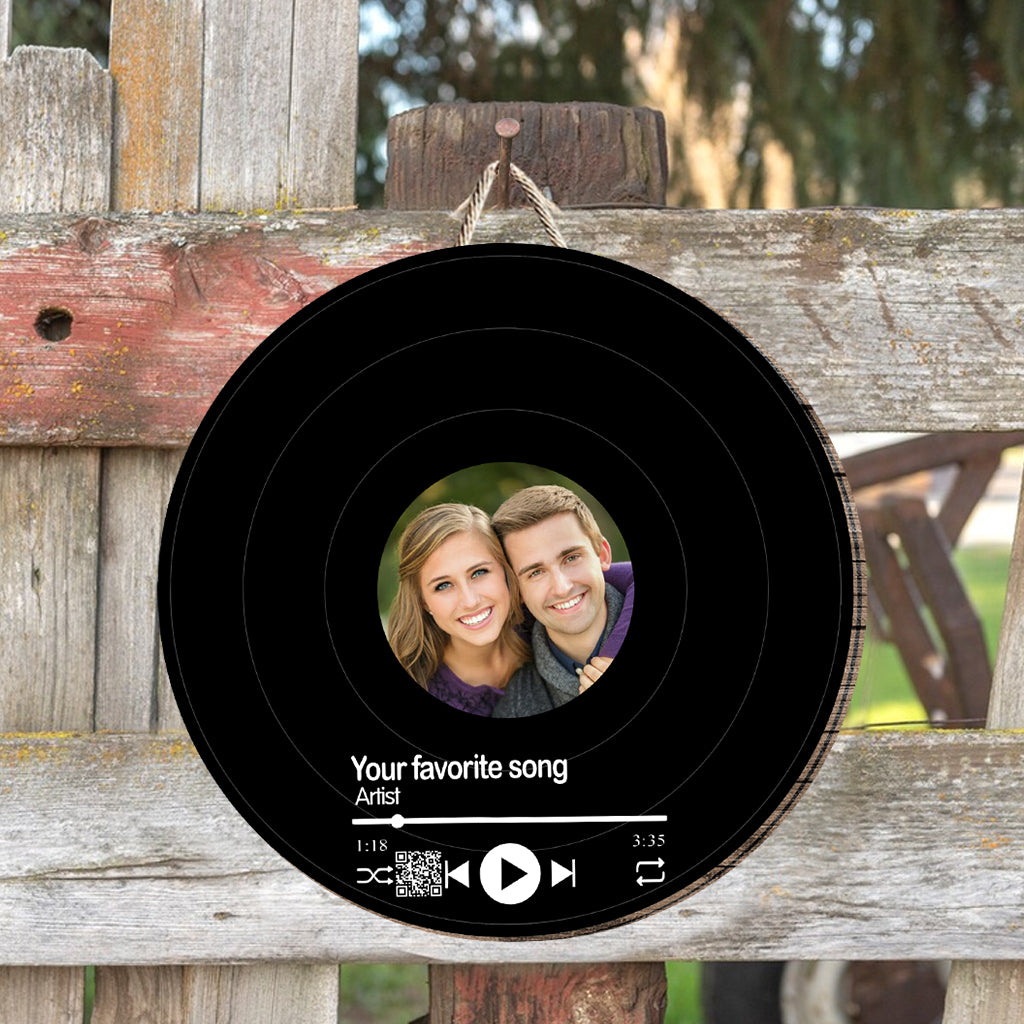 Favorite Song Scannable QR code - gift for husband, wife, boyfriend, girlfriend - Personalized Round Wood Sign
