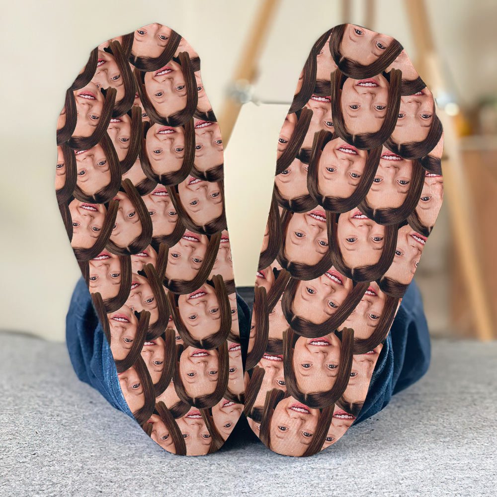Individuell bedruckte Socken für die Enkelin – personalisierte Socken