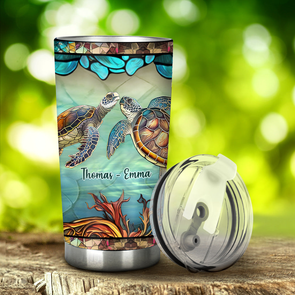 Buntes Schildkrötenpaar – personalisierter Schildkrötenbecher