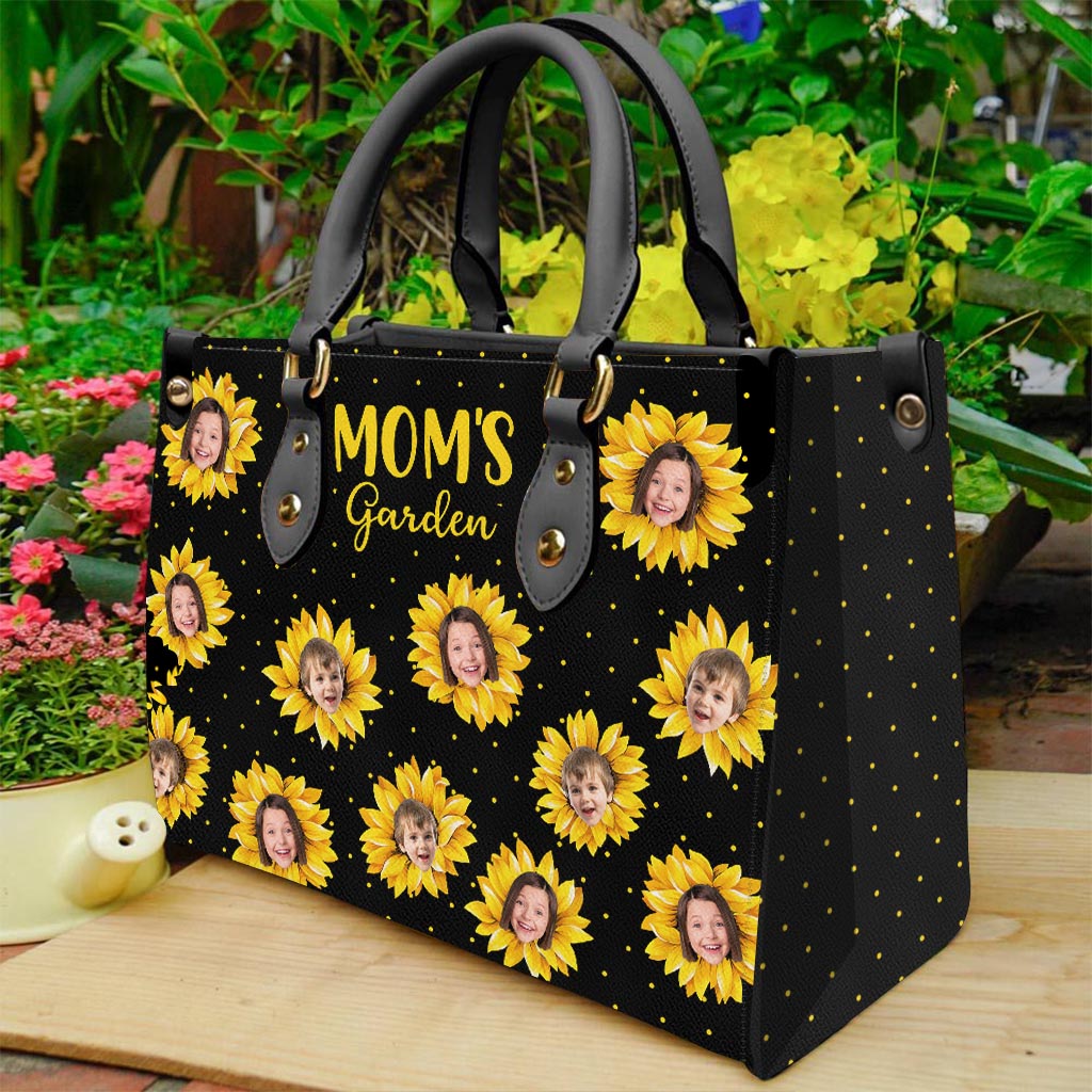 Omas Garten – Geschenk für Oma, Mama – Personalisierte Lederhandtasche