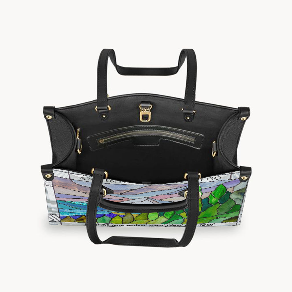 Und hinein in den Wald gehe ich – Wanderhandtasche aus Leder