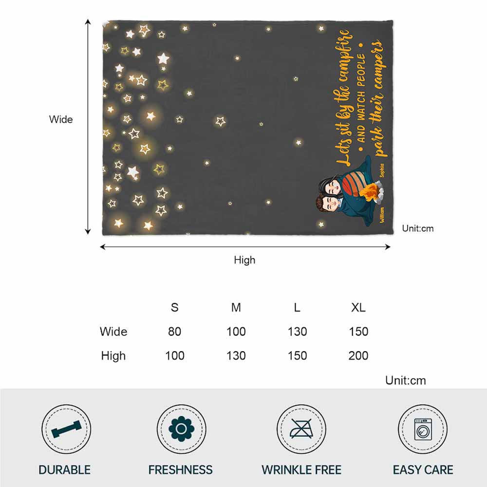 Lasst uns am Lagerfeuer sitzen – personalisierte Campingdecke für Paare