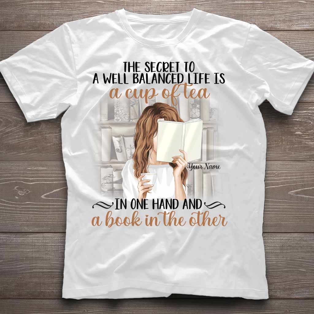 Bücherliebhaber – Personalisiertes Buch-T-Shirt und Hoodie