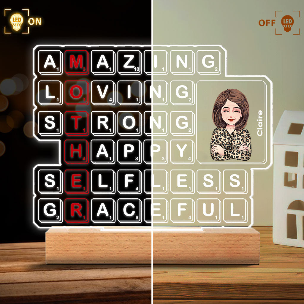 Scrabble-Spielstein „Mama“ – Personalisierte, mutterförmige Plakette mit Leuchtfuß zum Muttertag