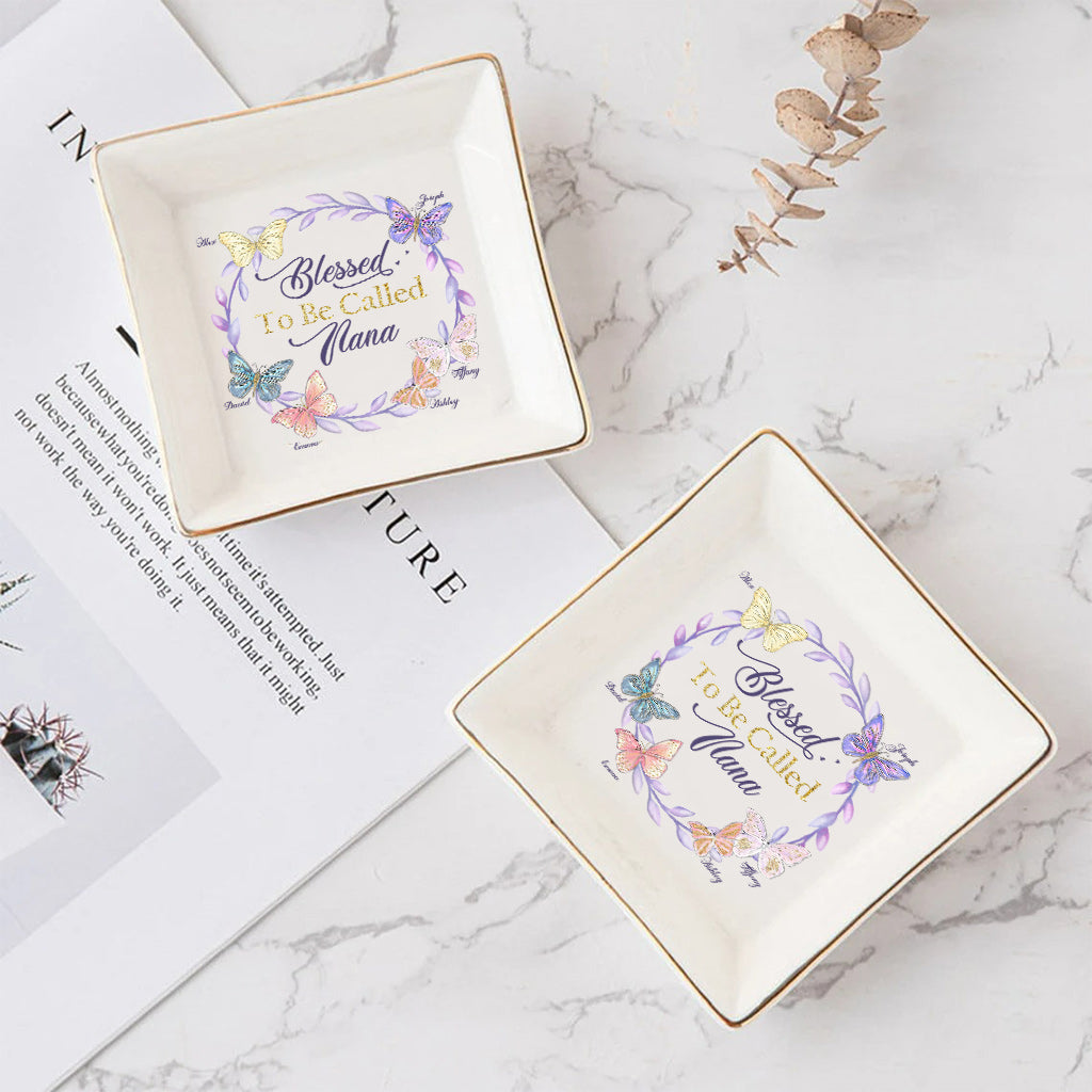 Gesegnet, Oma genannt zu werden – Personalisierte Schmuckschale zum Muttertag für Oma