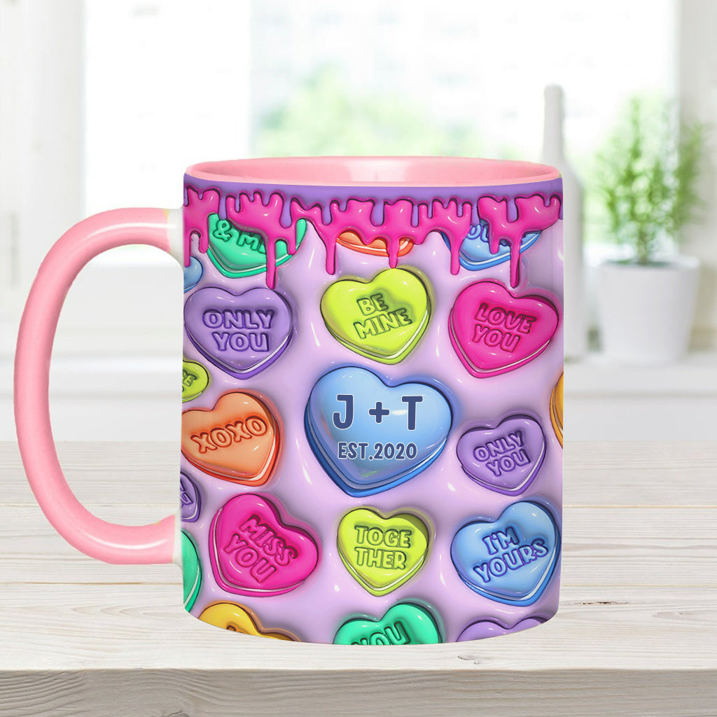 Beliebiger Name, beliebiges Datum, buntes, aufgeblasenes Herz – personalisierte Tasse für Paare