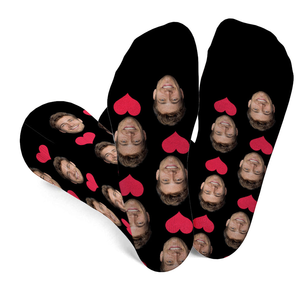 Individuelles Gesichts-Herz-Muster – Personalisierte Geschwistersocken