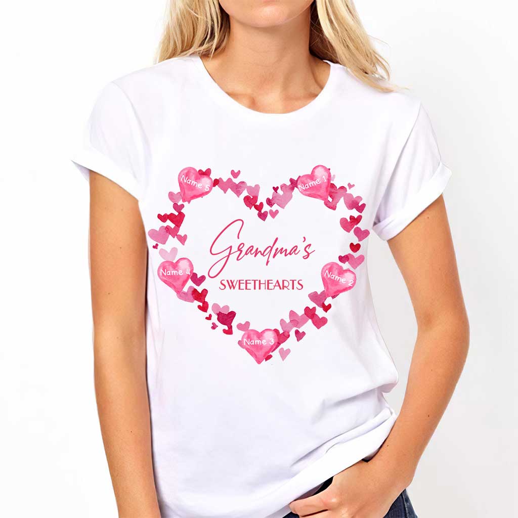 Omas Lieblinge – Personalisiertes Valentinstags-T-Shirt und Hoodie für Oma