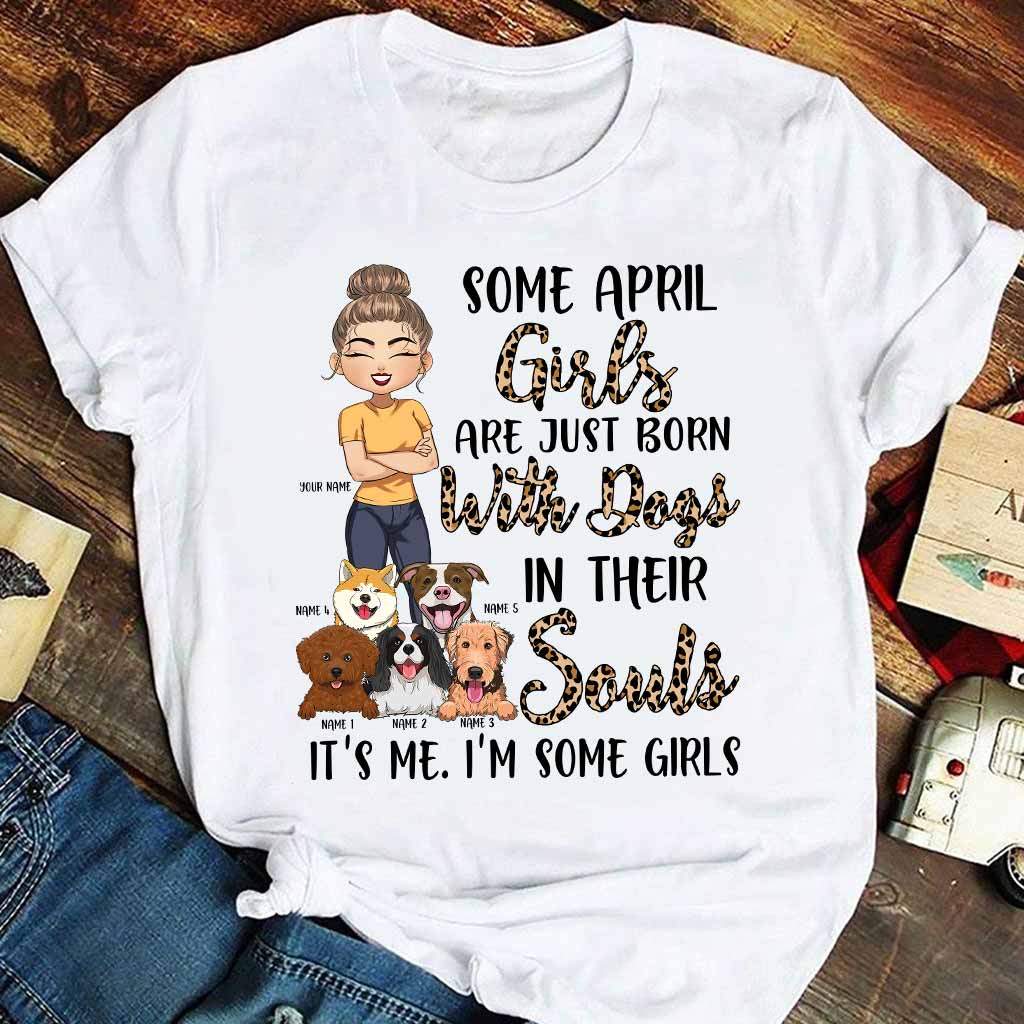 Mit Hunden im Herzen geboren – personalisiertes Hunde-T-Shirt und Hoodie