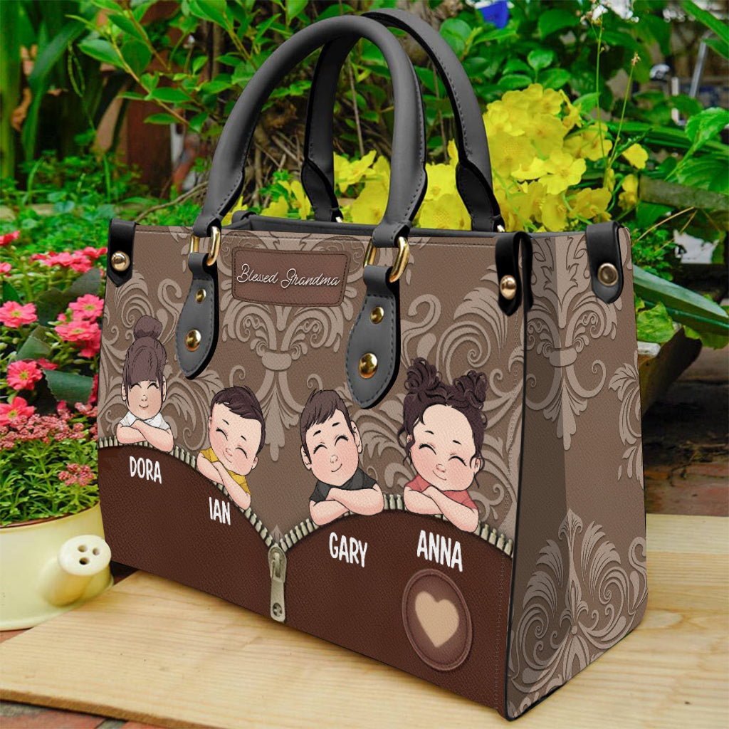 Gesegnete Oma – Personalisierte Oma-Lederhandtasche