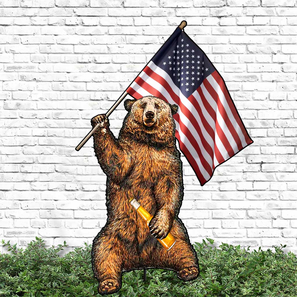 Wir aßen Menschen – Camping-Metallgartenkunst zum Unabhängigkeitstag