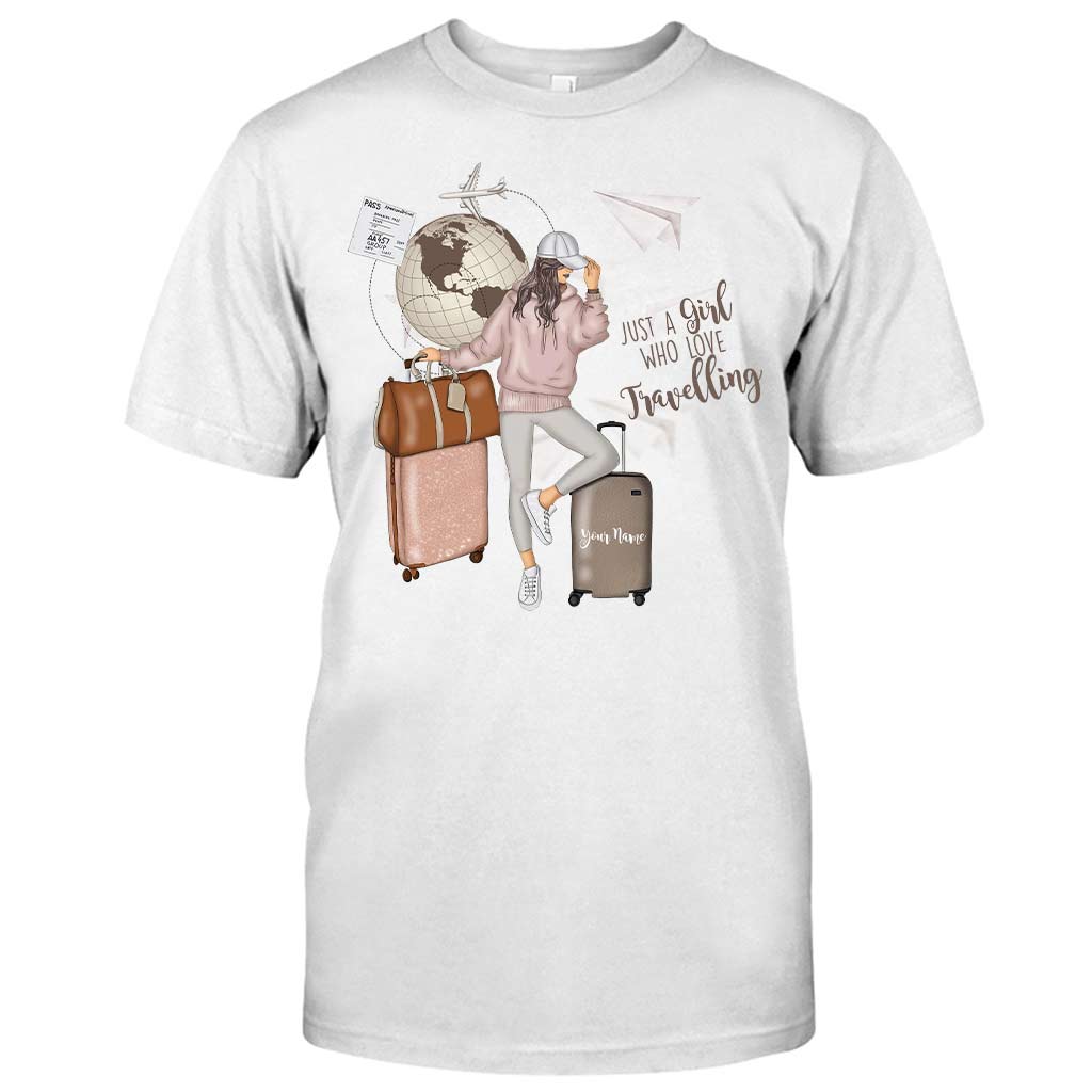Einfach ein Mädchen, das gerne reist – personalisiertes T-Shirt und Hoodie