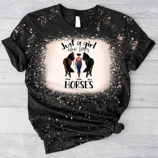 Einfach ein Mädchen, das Pferde liebt – personalisiertes, gebleichtes Pferde-T-Shirt