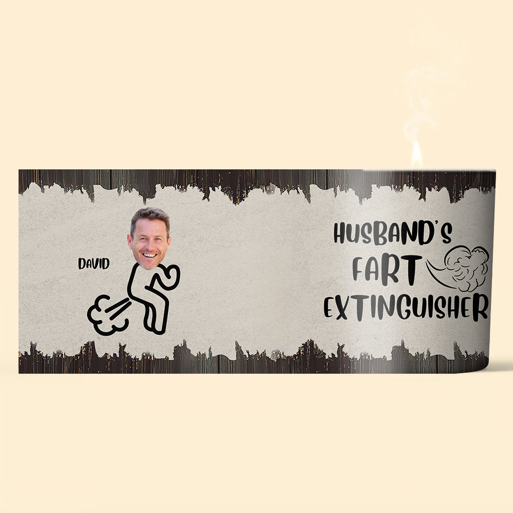 Furzlöscher – Geschenk für Papa, Oma, Opa, Mama, Onkel, Tante, Sohn, Tochter, Bruder, Schwester, Enkelin, Enkel, Ehemann, Ehefrau, Freund, Freundin, Freund – Personalisierte Kerze mit Holzdeckel