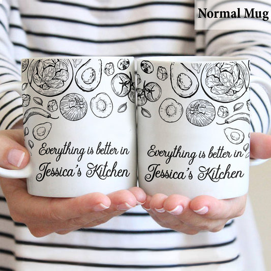 In dieser Küche ist alles besser – Kochgeschenk für Mama, Ehefrau, Freundin, Freundin – Personalisierte Tasse