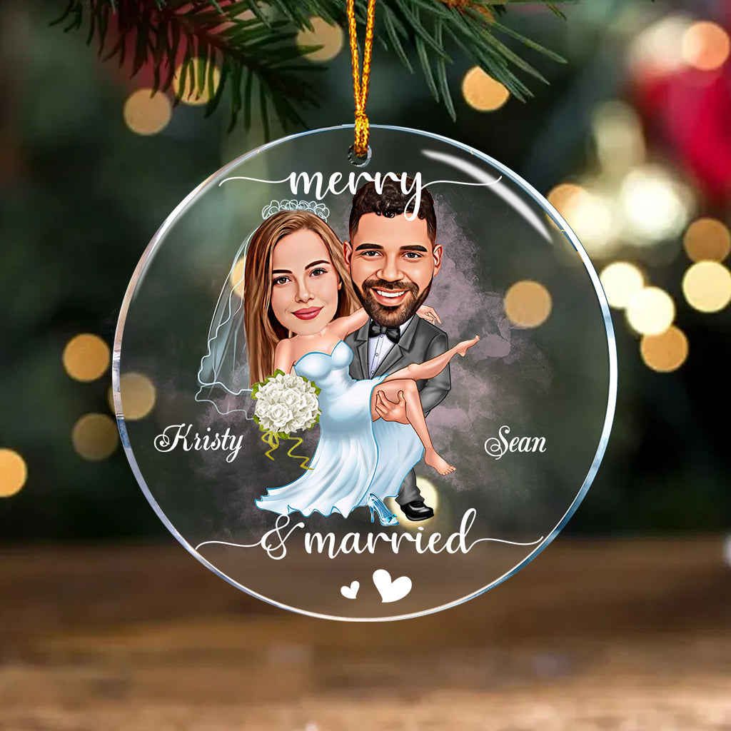 Fröhlich verheiratet – Personalisierte transparente Ornamente für Ehemann und Ehefrau