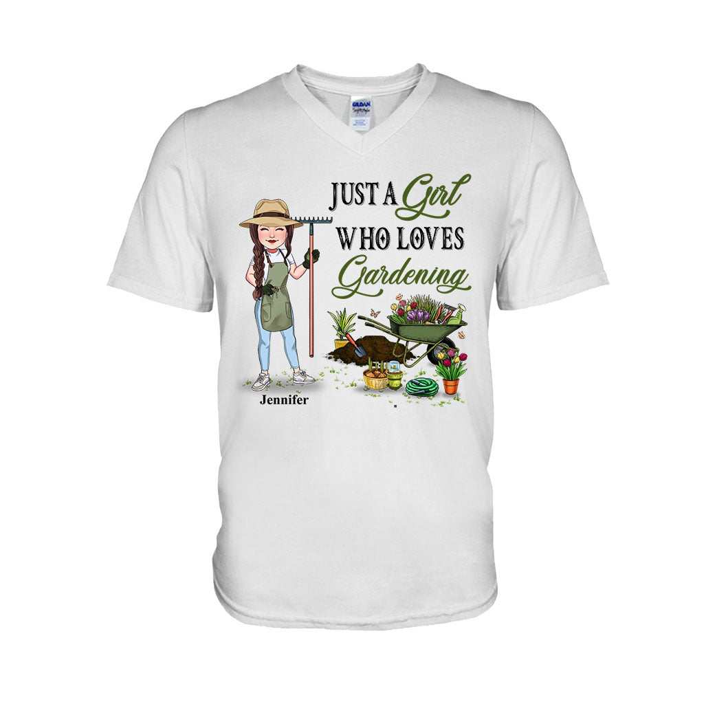 Einfach ein Mädchen, das Gartenarbeit liebt – personalisiertes Garten-T-Shirt & Hoodie