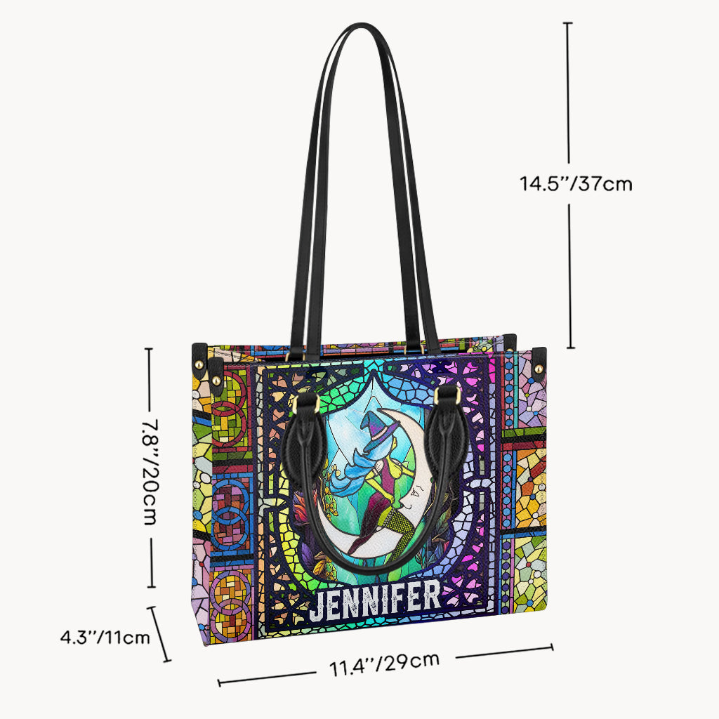Hexen-Vibes – Personalisierte Hexen-Lederhandtasche