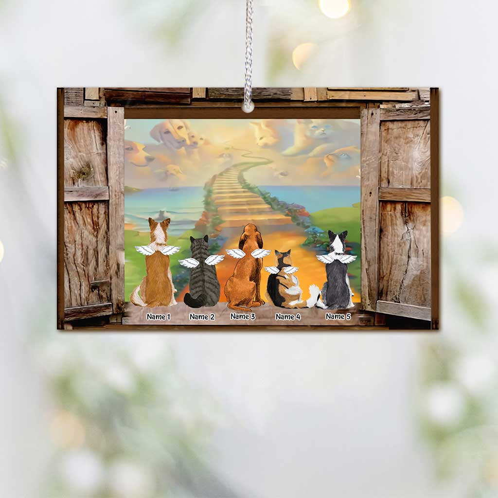 Regenbogenbrücke in meinem Herzen – Personalisierter Weihnachtsschmuck in Hundeform (beidseitig bedruckt)