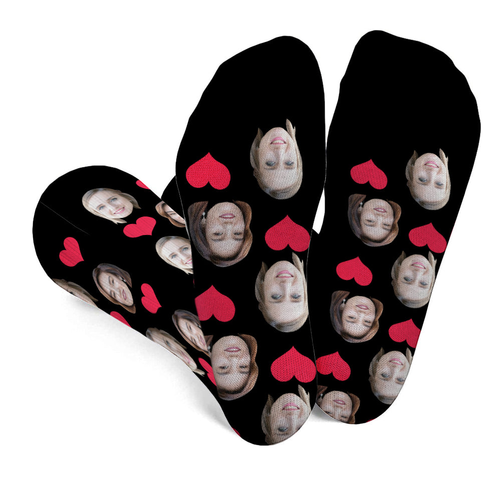 Individuelles Gesichtsherzmuster – Personalisierte Socken für beste Freundinnen