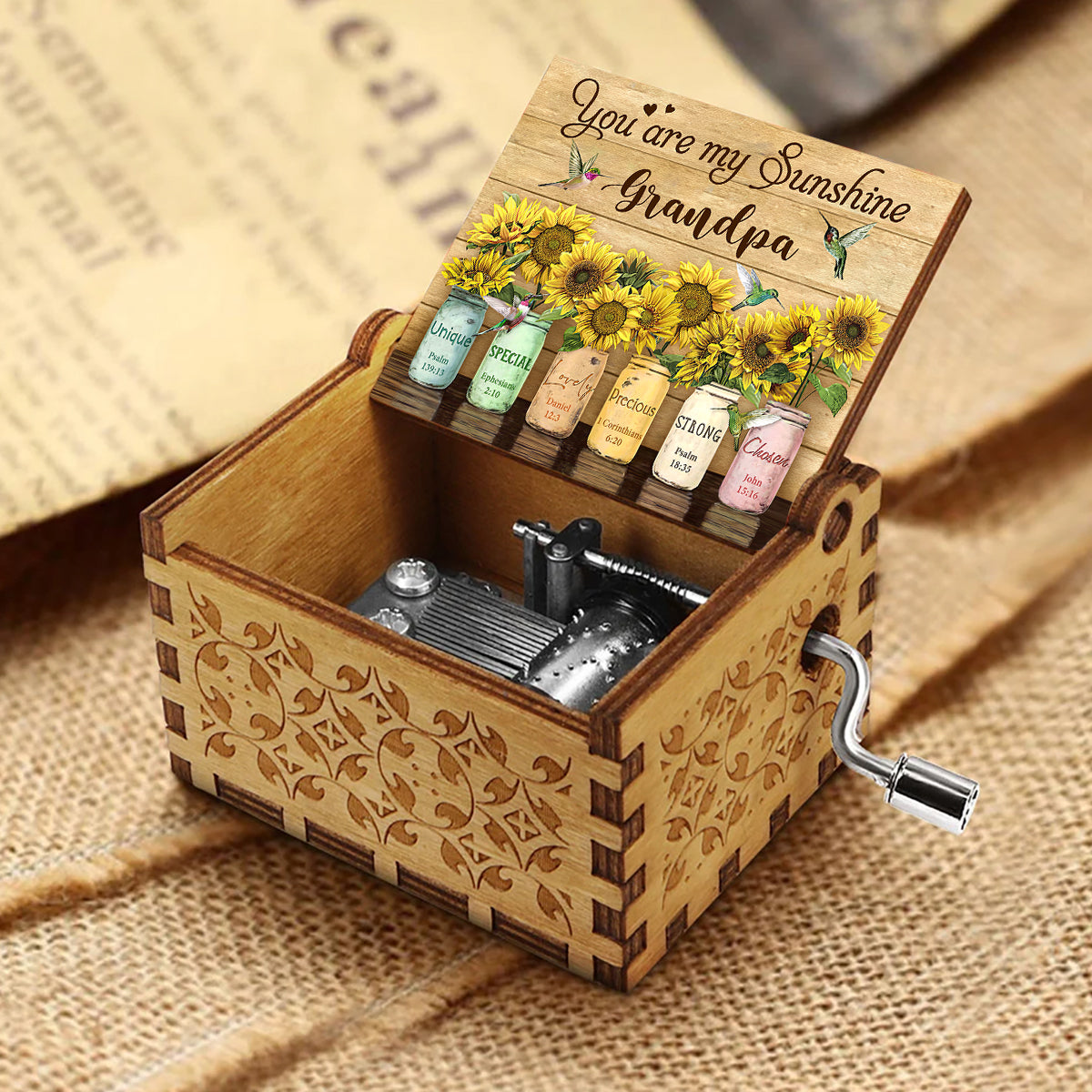 Du bist mein Sonnenschein – Geschenk für Mama, Oma, Enkelin, Freundin, Schwester – Personalisierte Spieluhr mit Handkurbel