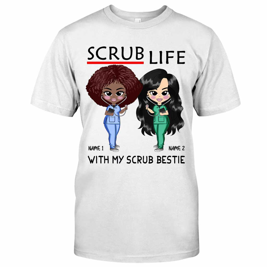 Gemeinsam mit meiner besten Freundin im OP-Bereich – personalisiertes T-Shirt und Hoodie für Pflegekräfte