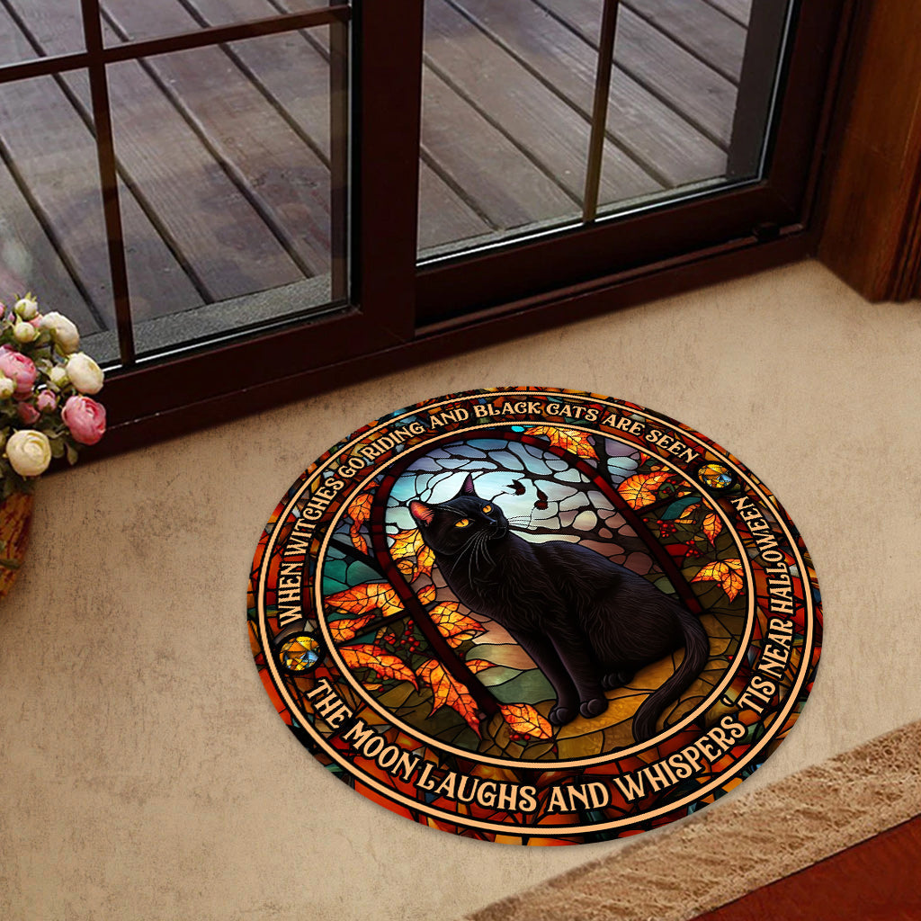 Wenn Hexen reiten und schwarze Katzen gesehen werden – Hexenförmige Fußmatte