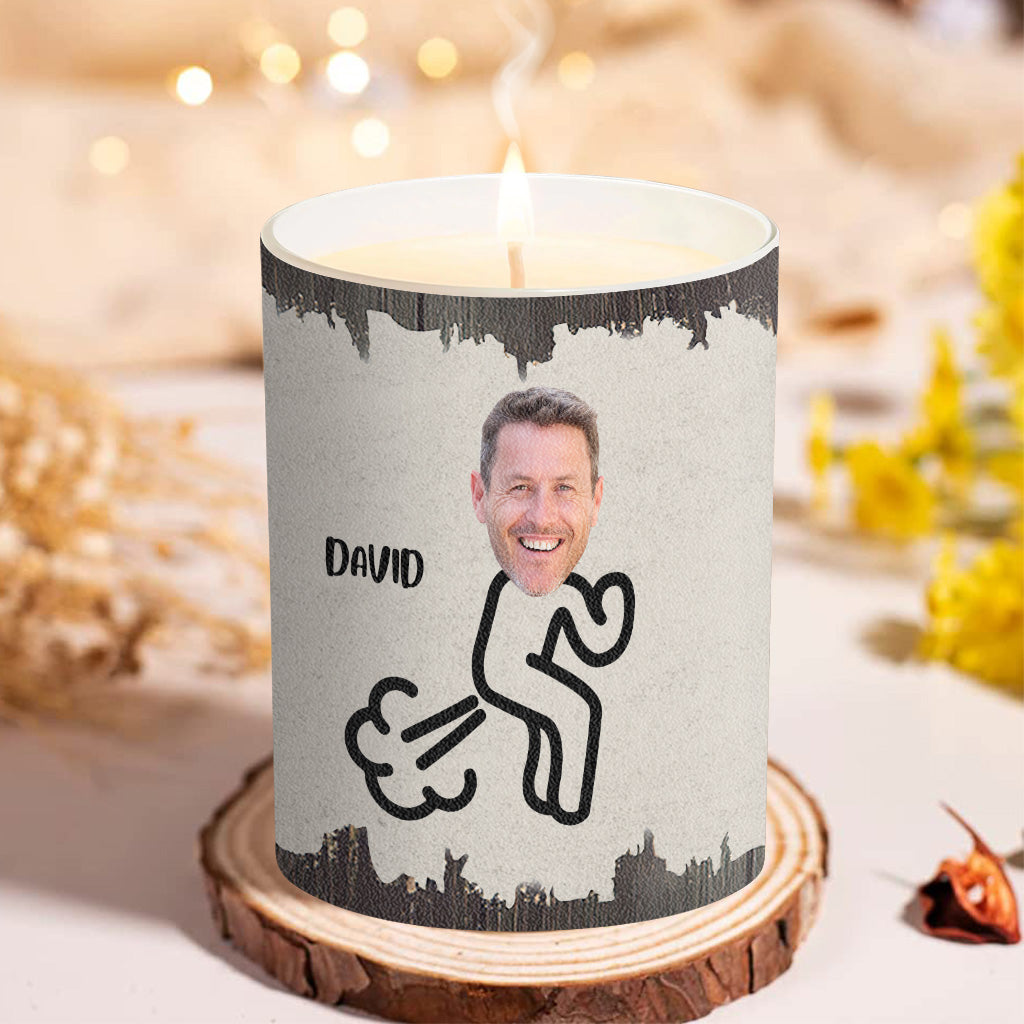 Furzlöscher – Geschenk für Papa, Oma, Opa, Mama, Onkel, Tante, Sohn, Tochter, Bruder, Schwester, Enkelin, Enkel, Ehemann, Ehefrau, Freund, Freundin, Freund – Personalisierte Kerze mit Holzdeckel