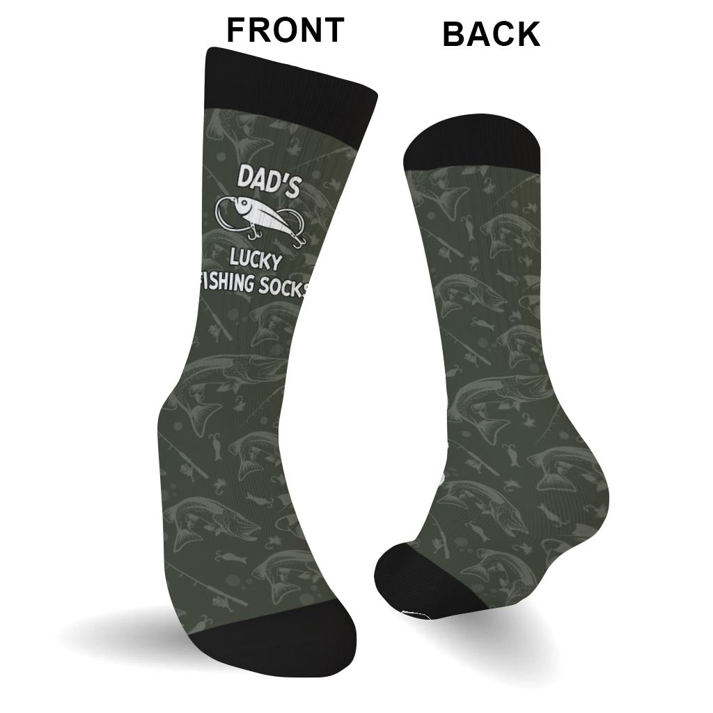 Glückssocken mit Anglermotiv – Geschenk für Papa, Onkel, Tante, Oma, Opa, Mama, Sohn, Tochter, Bruder, Schwester, Enkelin, Enkel, Ehemann, Ehefrau, Freund, Freundin, Freund, Kollege – Personalisierte Socken