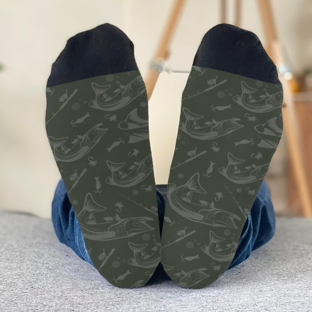 Glückssocken mit Anglermotiv – Geschenk für Papa, Onkel, Tante, Oma, Opa, Mama, Sohn, Tochter, Bruder, Schwester, Enkelin, Enkel, Ehemann, Ehefrau, Freund, Freundin, Freund, Kollege – Personalisierte Socken