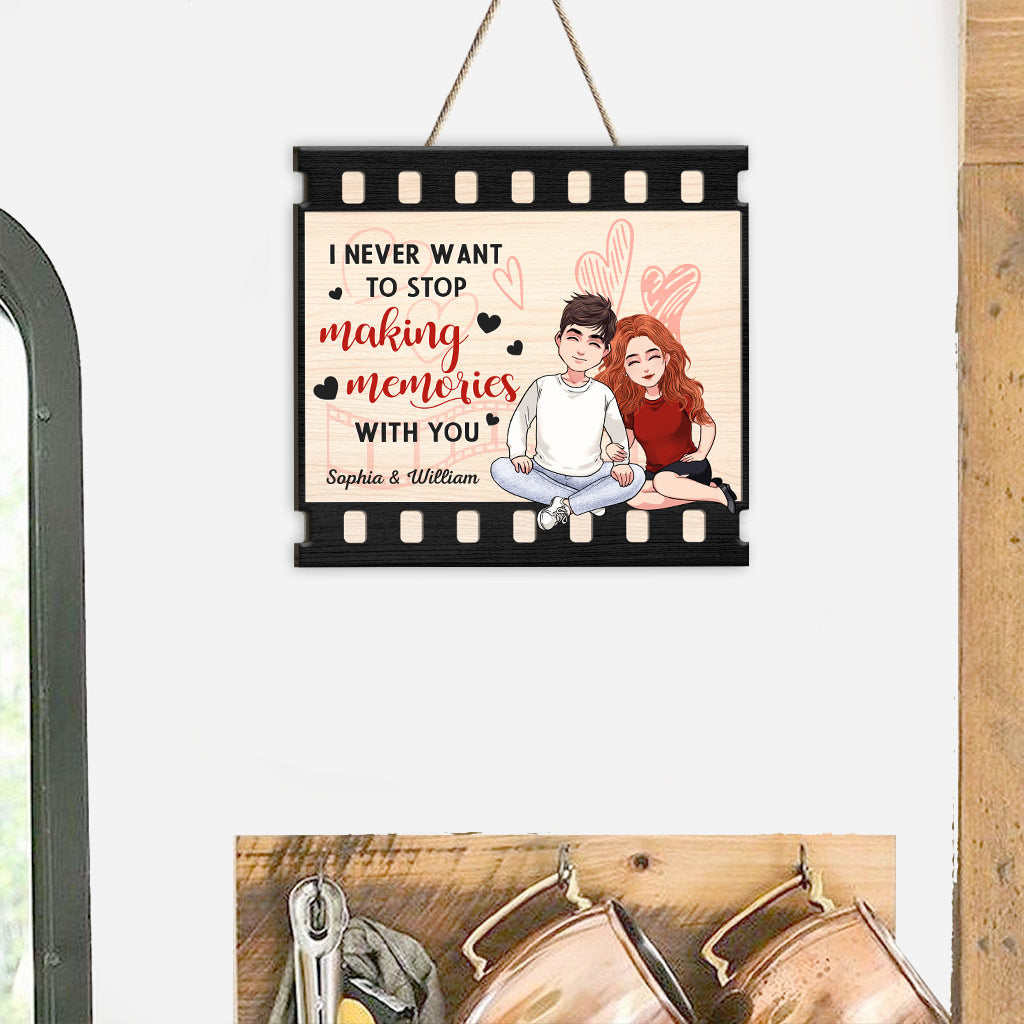 Ich möchte niemals aufhören, Erinnerungen mit dir zu sammeln – personalisiertes Holzschild für Paare