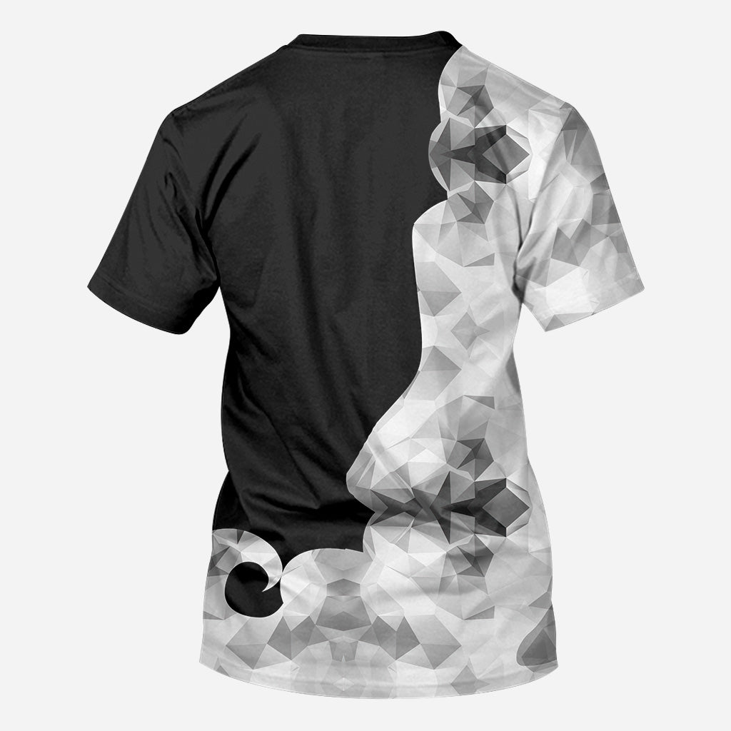 Mama Bär – Personalisiertes Muttertags-T-Shirt und Hoodie mit dem Aufdruck „Mama All Over“.