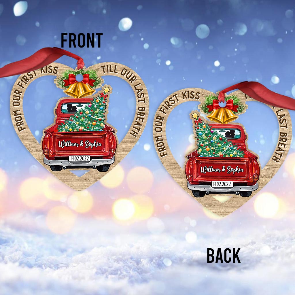 Von unserem ersten Kuss – Personalisierter Weihnachtsschmuck für Paare (beidseitig bedruckt)