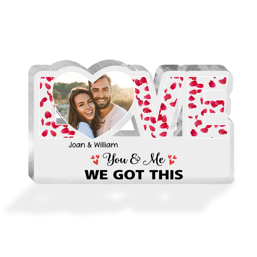 This Is Us – Geschenkidee für Paare (Ehemann, Ehefrau, Freundin, Freund) – Personalisierte Acrylplakette in individueller Form