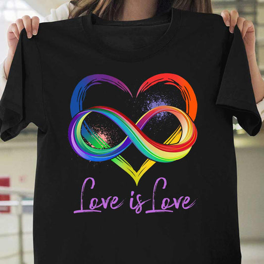 Liebe ist Liebe – Personalisiertes T-Shirt und Hoodie zur Unterstützung der LGBTQ+-Community