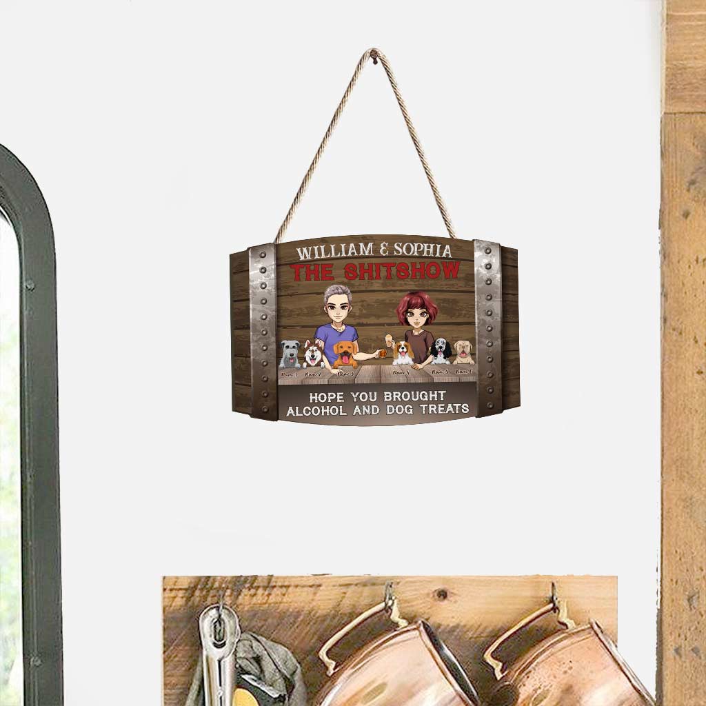 Willkommen zur Show – personalisiertes Hunde-Holzschild