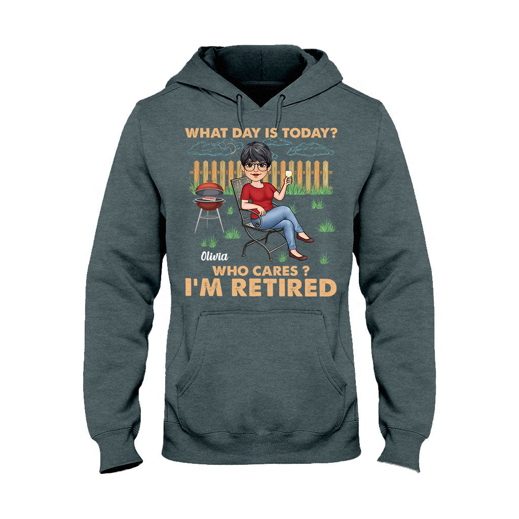 Welcher Tag ist heute? Wen interessiert's? - Personalisiertes T-Shirt und Hoodie für Rentner