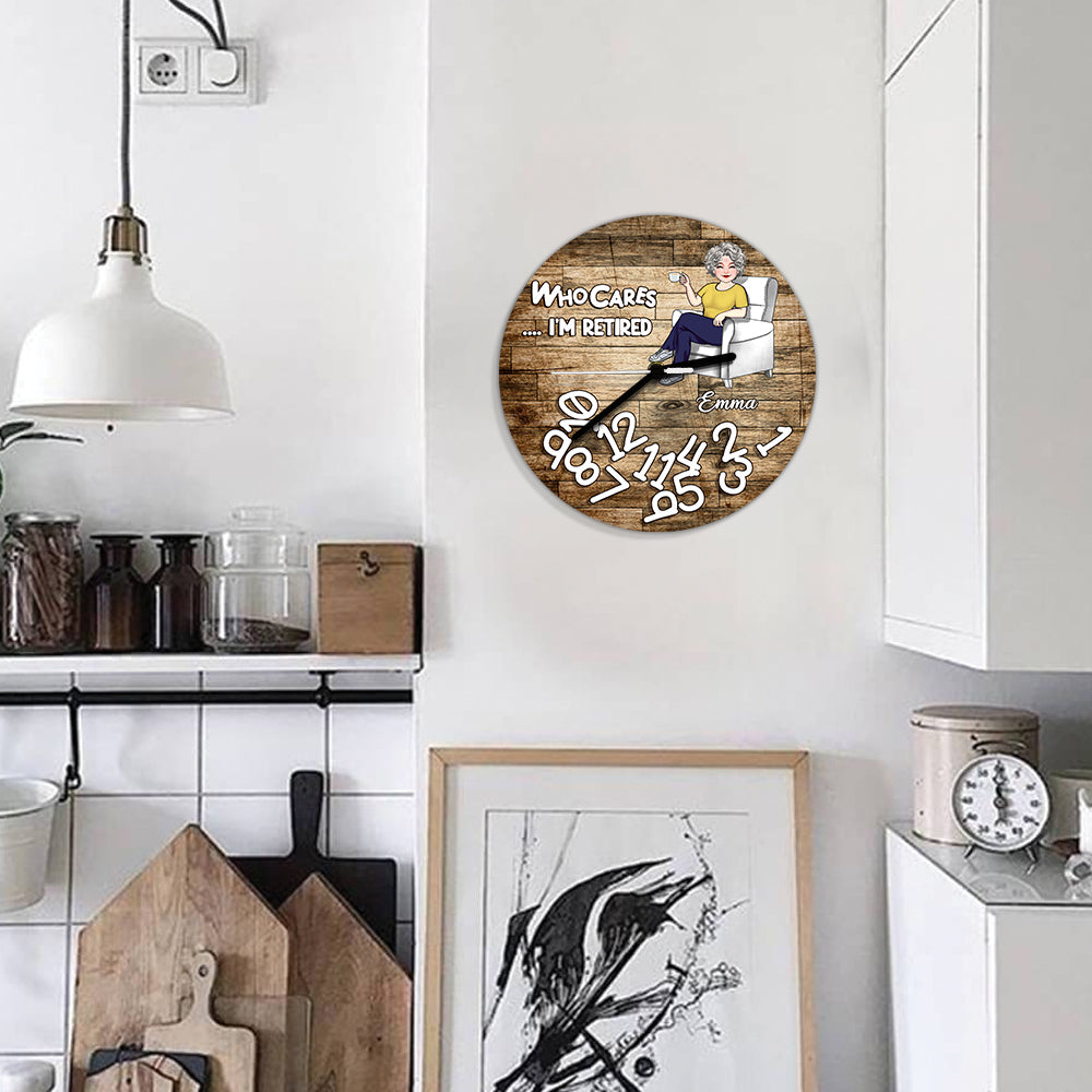 Wen interessiert's, ich bin im Ruhestand? - Personalisierte Wanduhr für Rentner