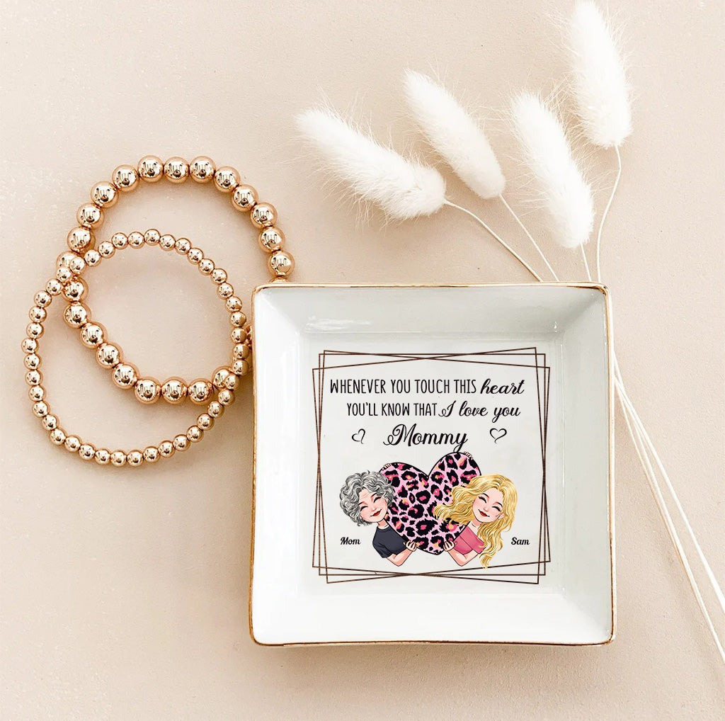 Immer wenn du dieses Herz berührst – Geschenk für Mama, Oma, Opa, Tochter, Sohn, Enkelin, Enkel, Ehefrau, Ehemann, Papa, Tante, Onkel, Schwester, Bruder – Personalisierte Schmuckschale