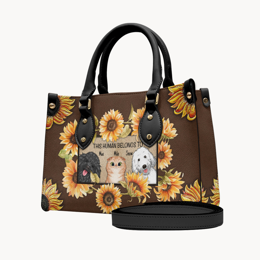 Diese Person gehört zu – personalisierte Hunde-Lederhandtasche