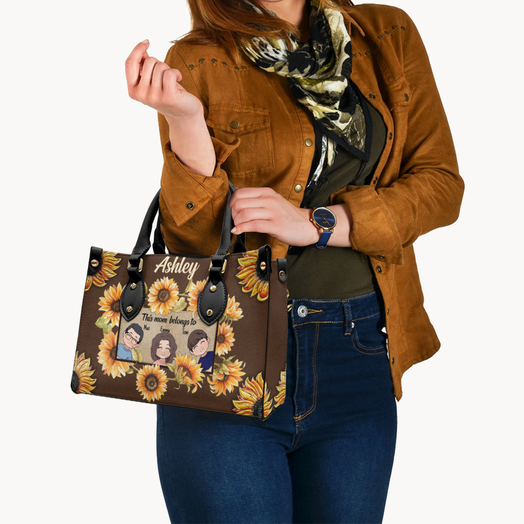 Diese Oma gehört zu - Personalisierte Mutter-Lederhandtasche