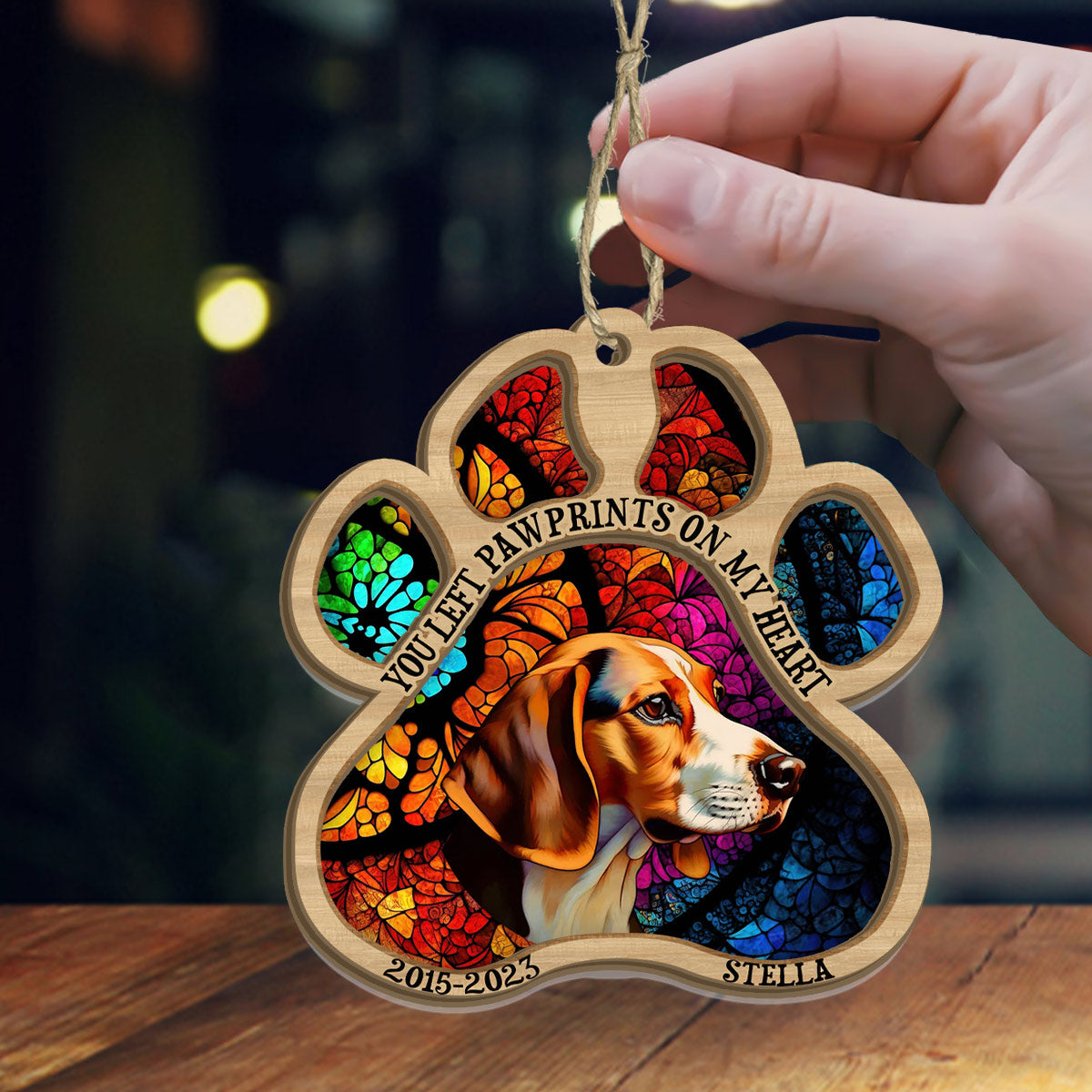 Du hast Pfotenabdrücke in meinem Herzen hinterlassen – Geschenk für Hundebesitzer und Katzenliebhaber – Personalisierter Sonnenfänger