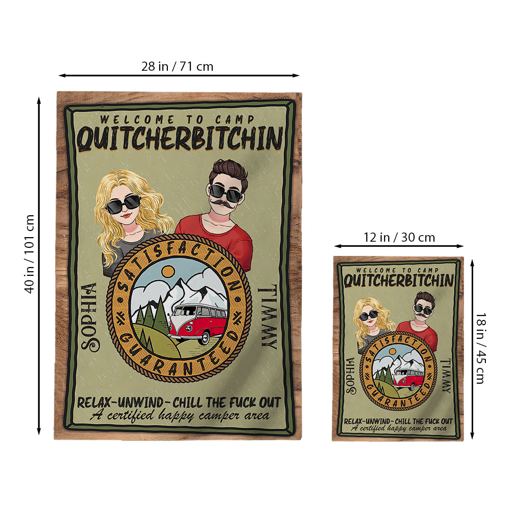 Willkommen im Camp Quitcherbitchin – Personalisierte Camping-Gartenflagge