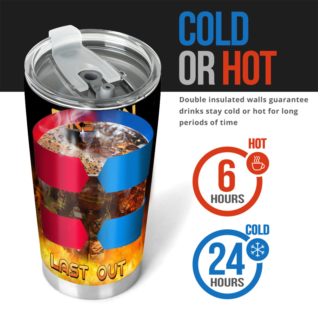 „Wer zuerst kommt, mahlt zuletzt“ – personalisierter Feuerwehr-Trinkbecher