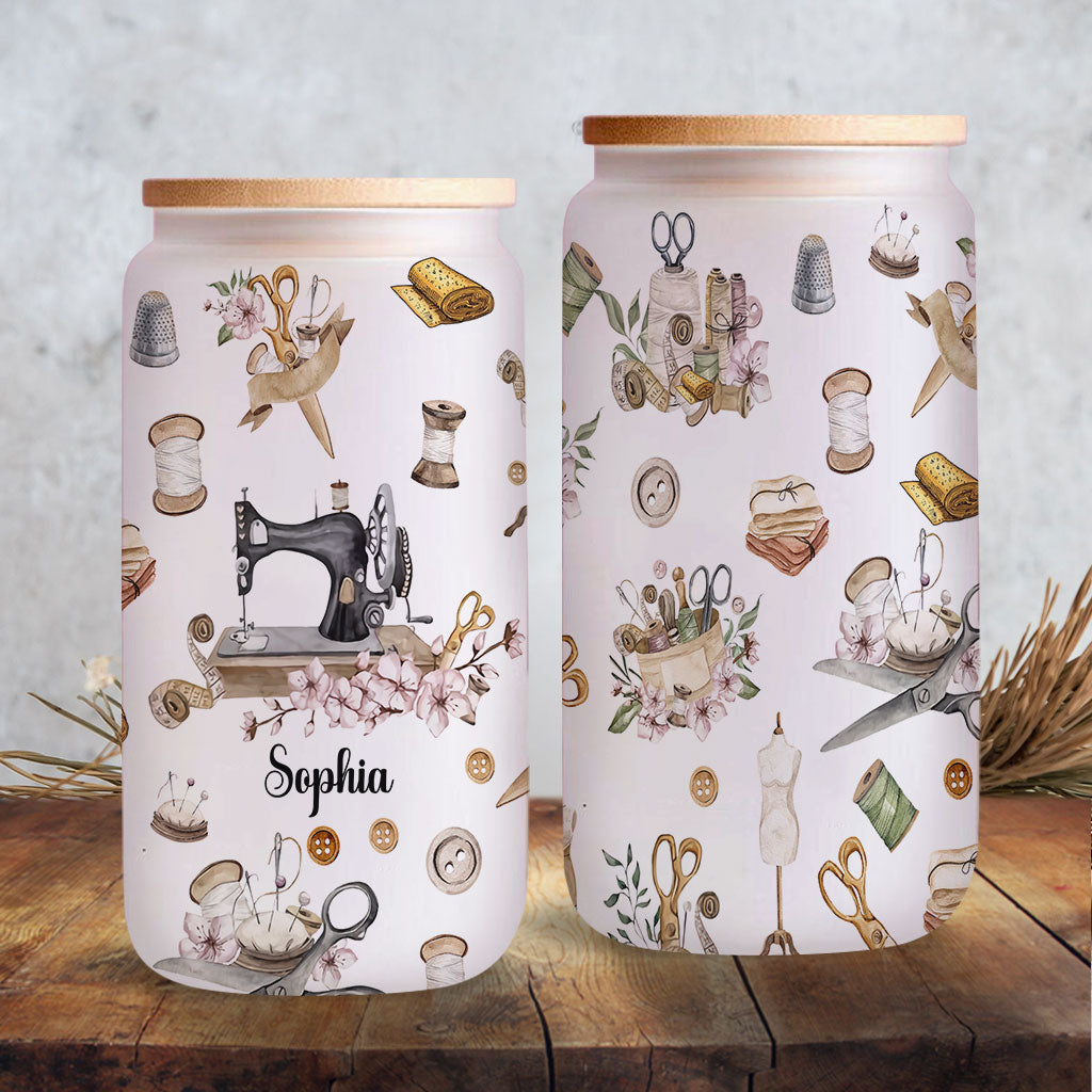 Nähbegeisterung – Personalisierte Nähdose aus Glas